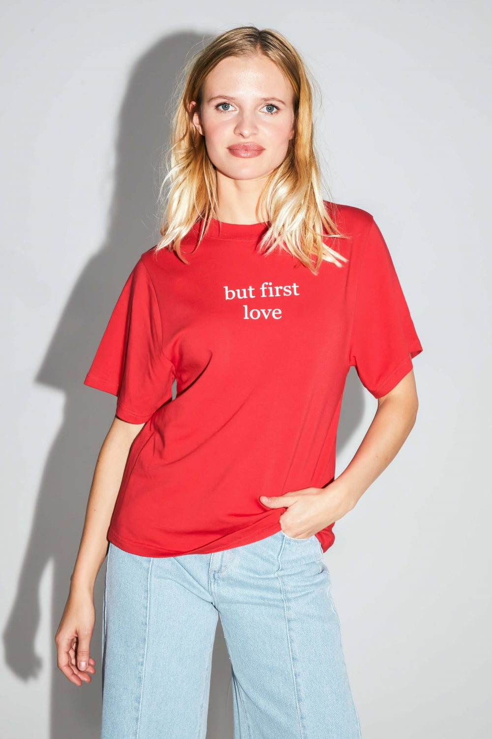 Le T-Shirt Collector Colette En Jersey De Coton Et Modal Rouge Fabriqué Au Portugal