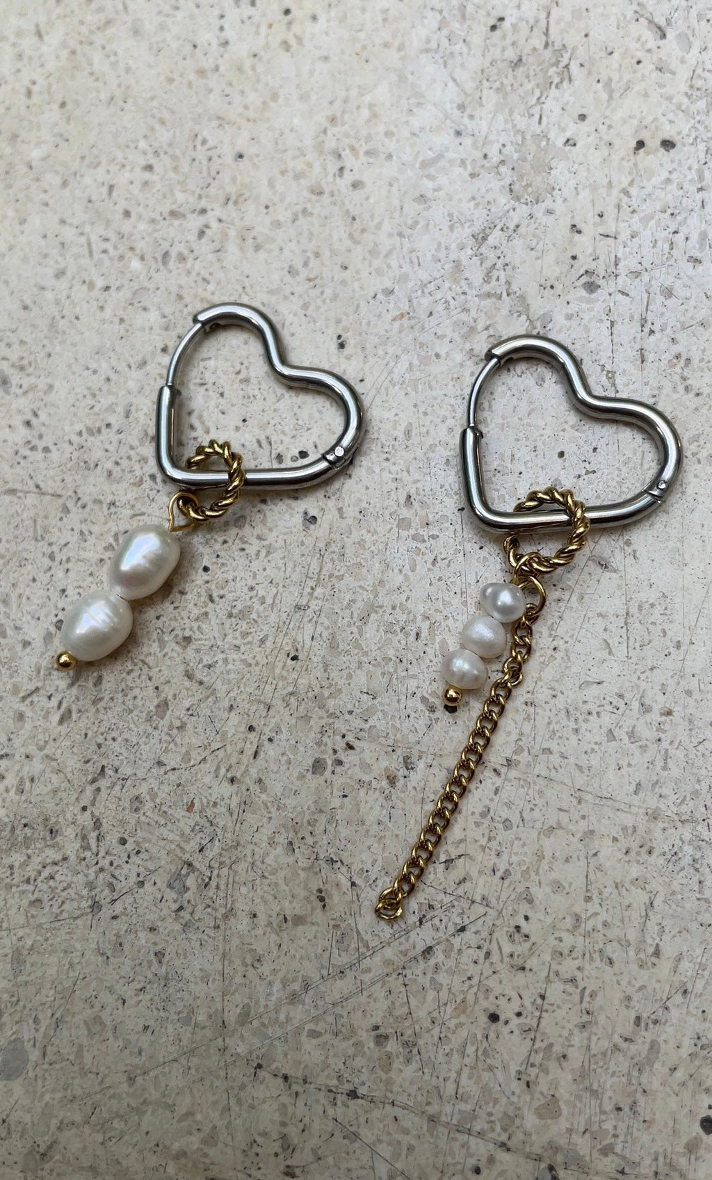 Boucles D'Oreilles Asymetric Heart