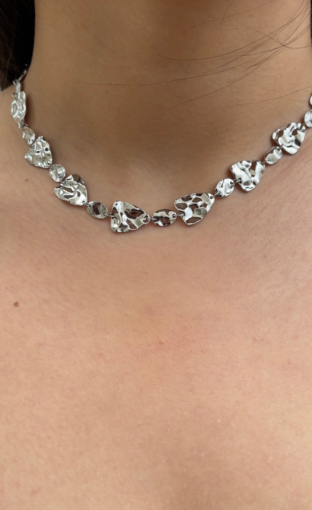 Collier Hammered
