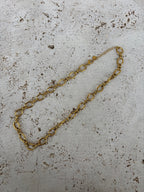 Collier Oval