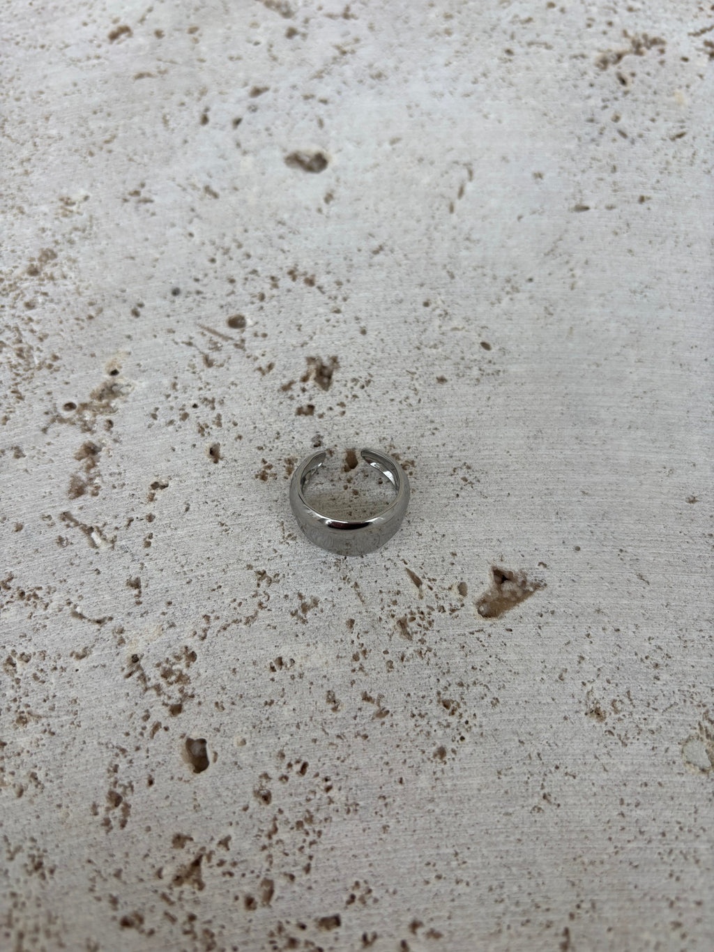 Bague Hammered Dome