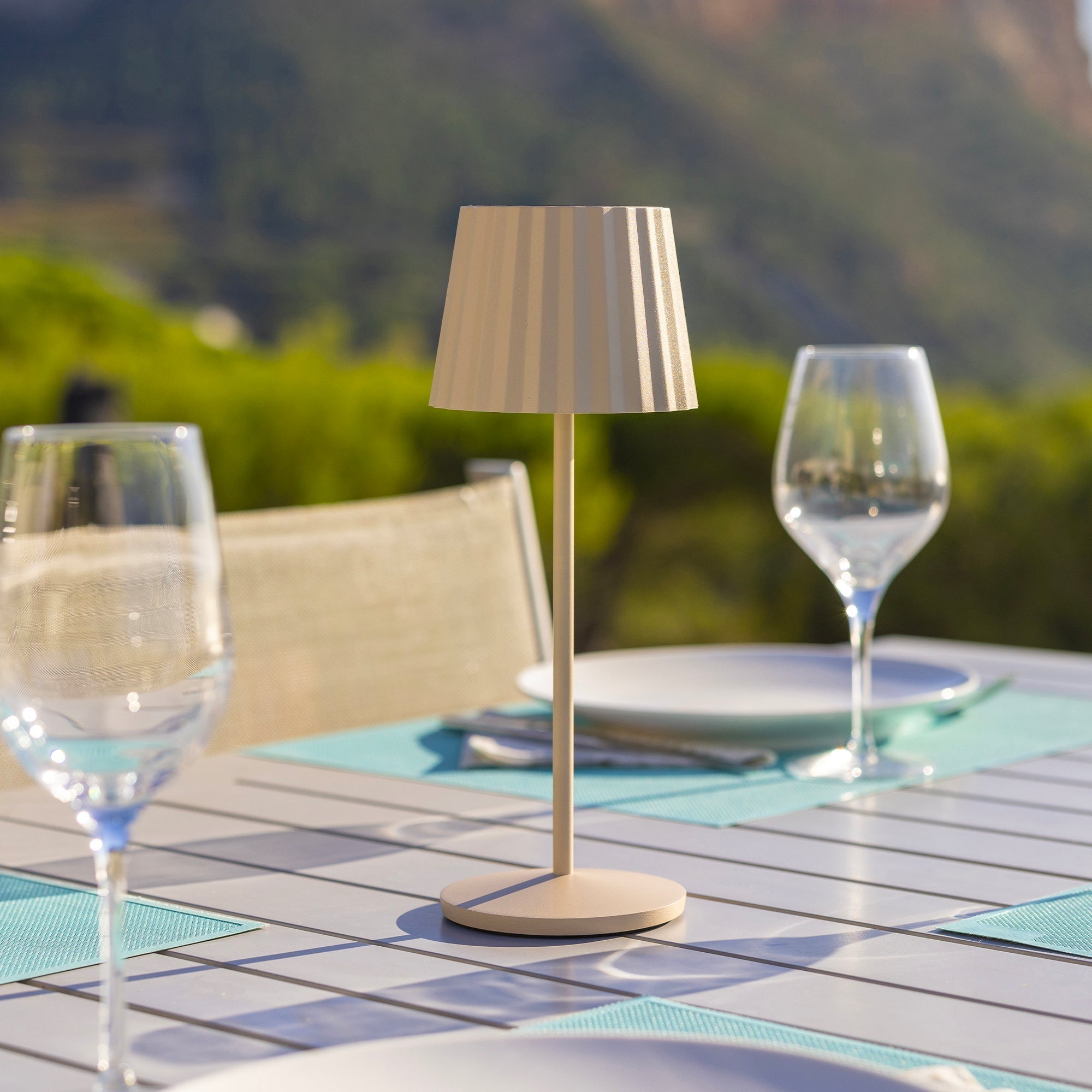 Abby - Lampe De Table Sans Fil - Acier - Beige