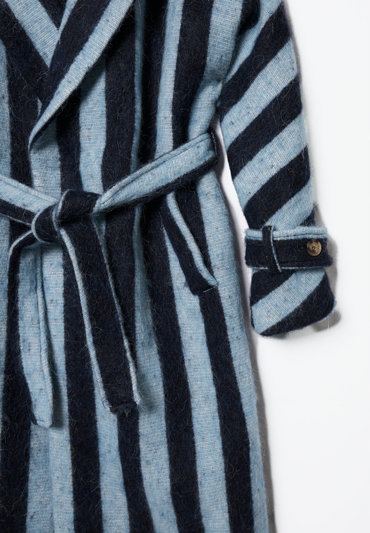 Manteau D'Alpaga À Rayures Bleues