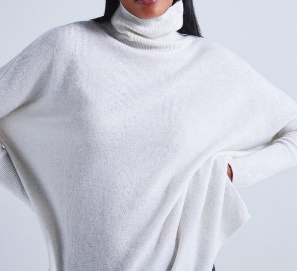 Absolut Cashmere - Poncho Large Col Roulé Clara - Nuage - 100% Cachemire 12GG - Femme