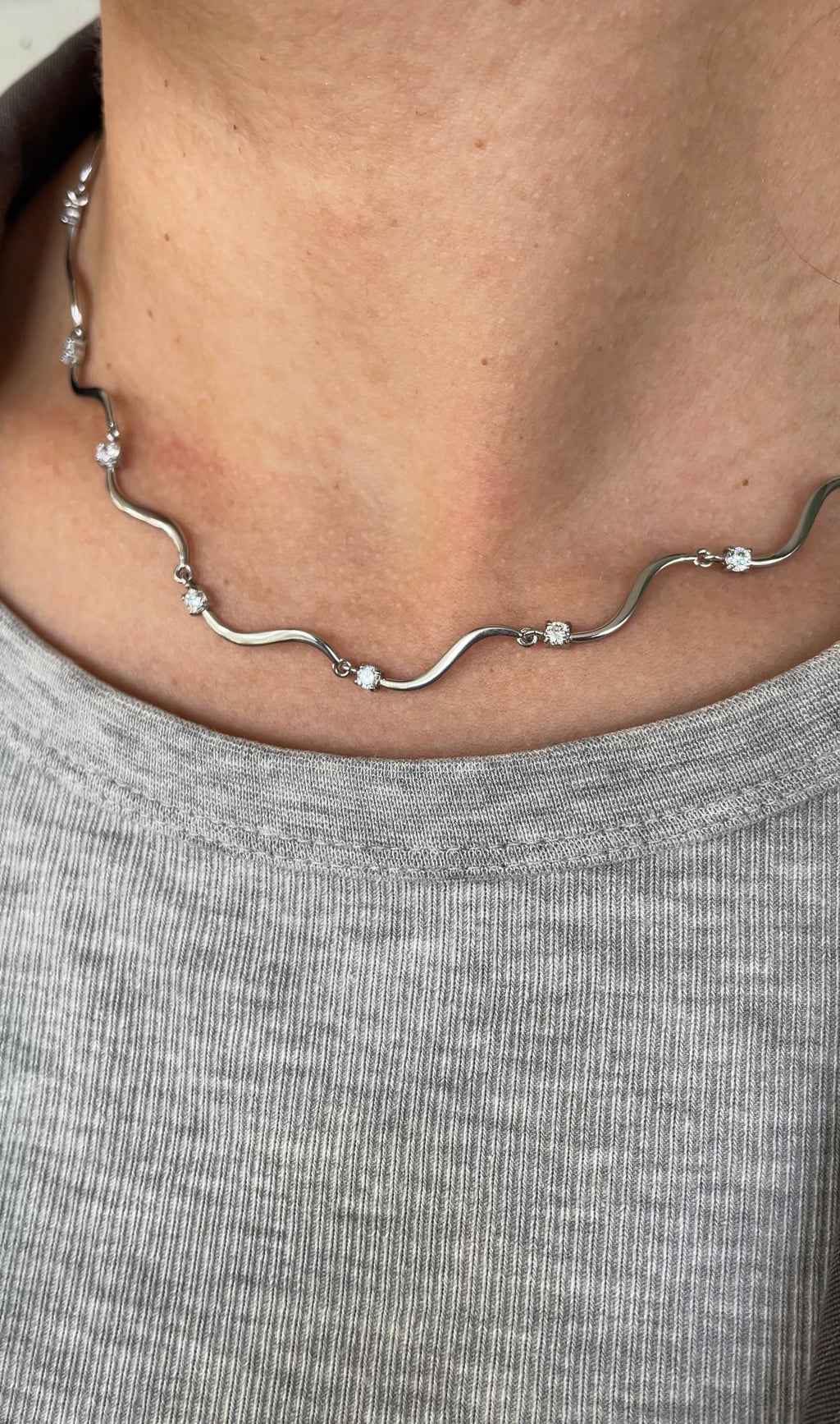 Collier Wave