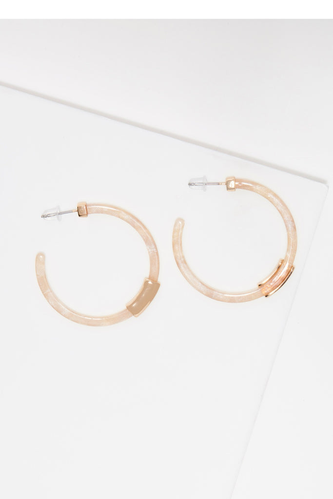 Boucles D'Oreilles Komodo En Résine Beige - Laiton