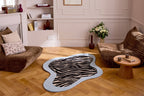 Âme fauve – Tapis en laine zébré - bleu Âme fauve