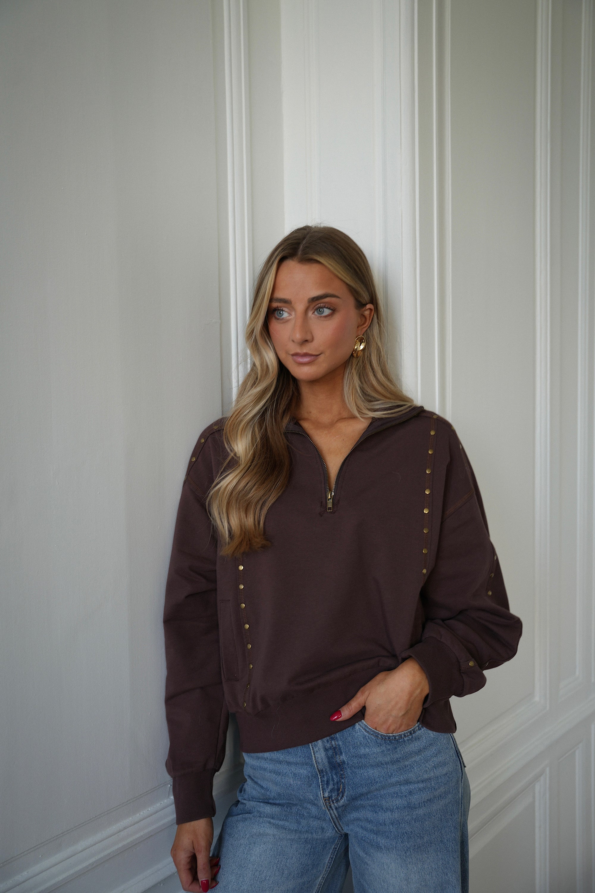 Sweat-Shirt Clouté Victoria - Chocolat
