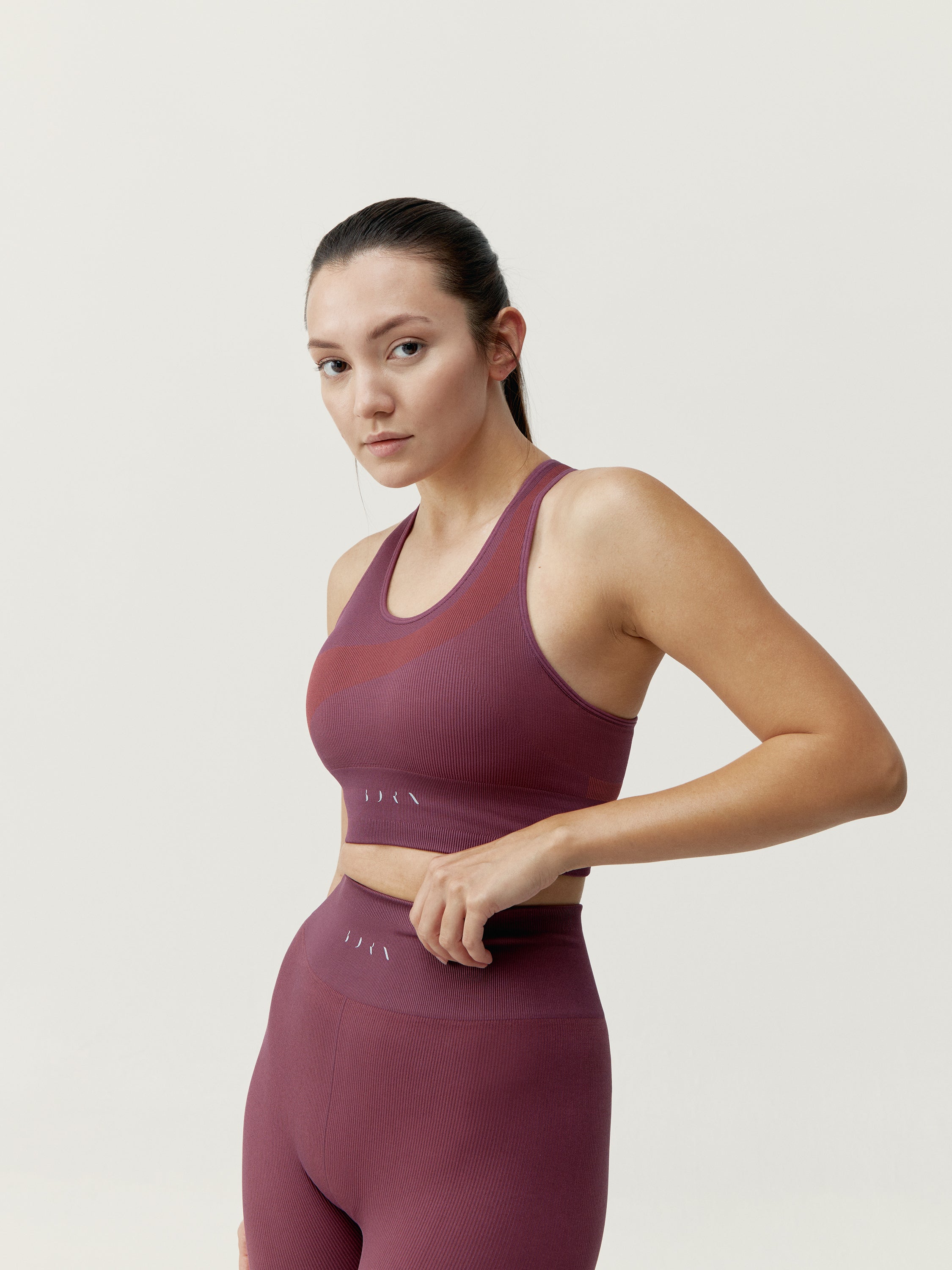 Top Aila Beet Plant - Femme