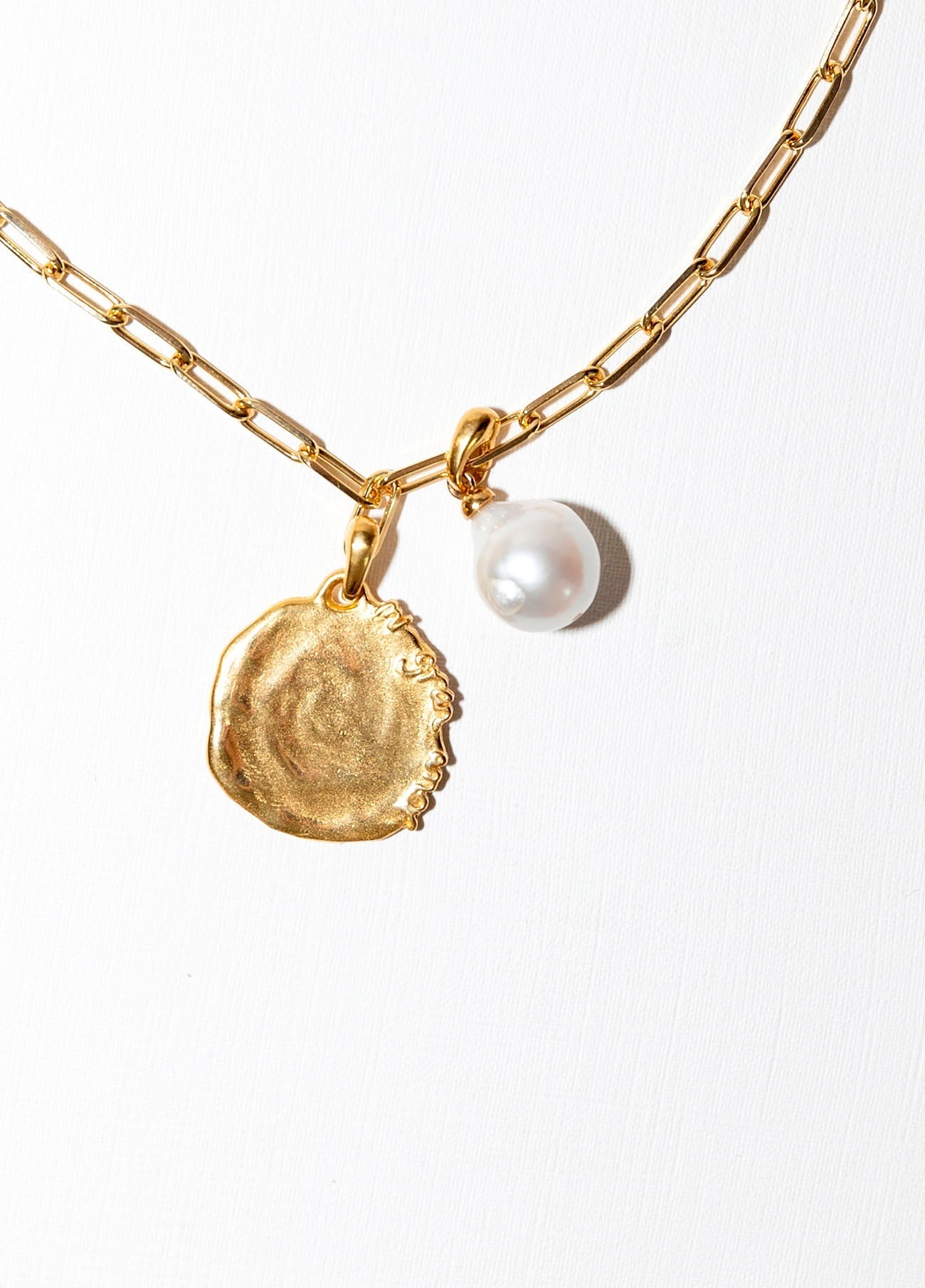 Collier Cadena Creta