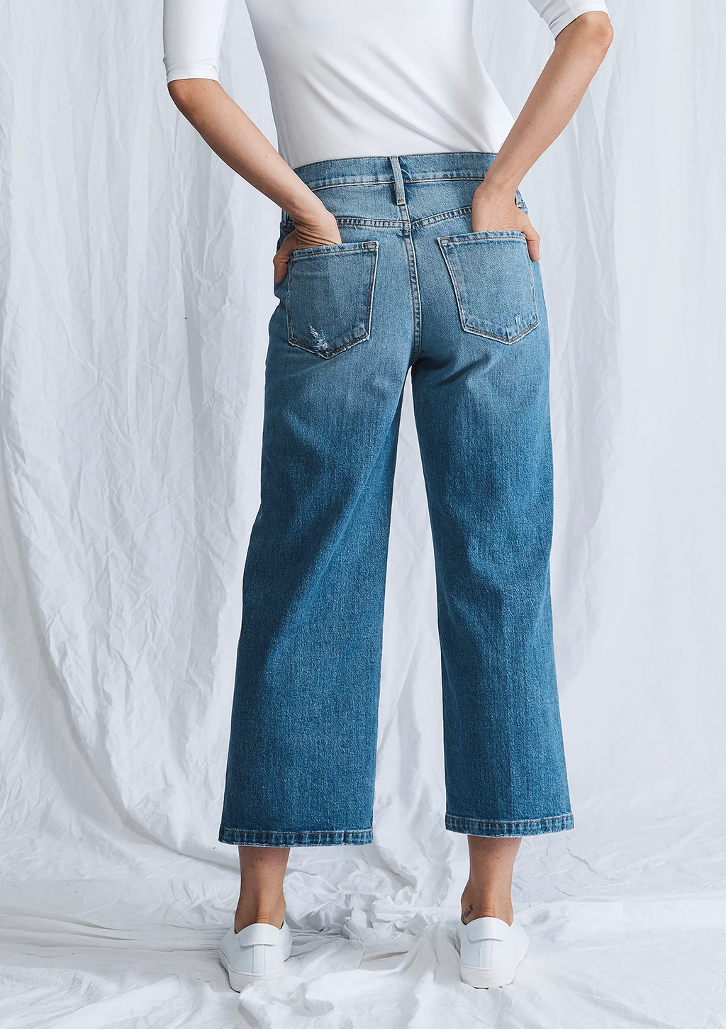 Pantalon Ali Wide Crop - Rossum 1Year