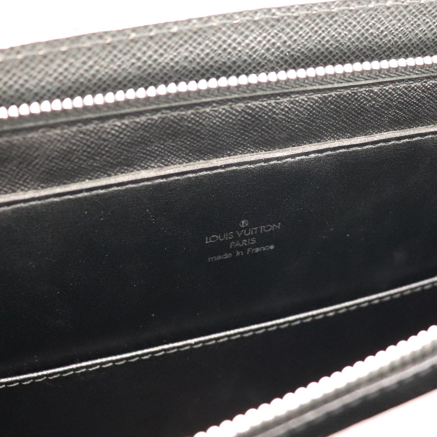 Le Porte-Documents Rosan Taïga Noir Louis Vuitton