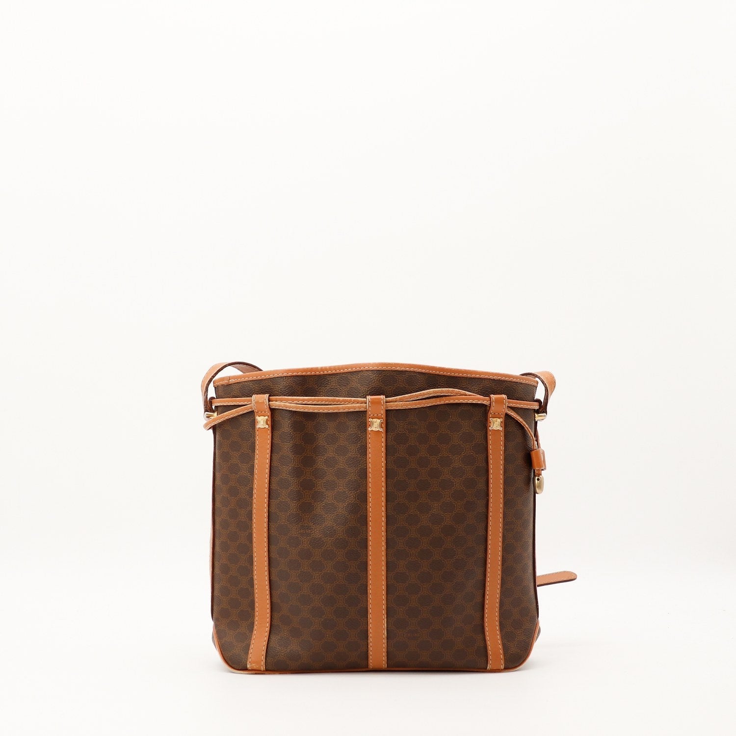 Le Seau Triomphe Céline