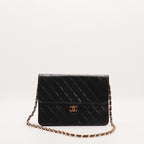 Le Timeless One Flap Chanel