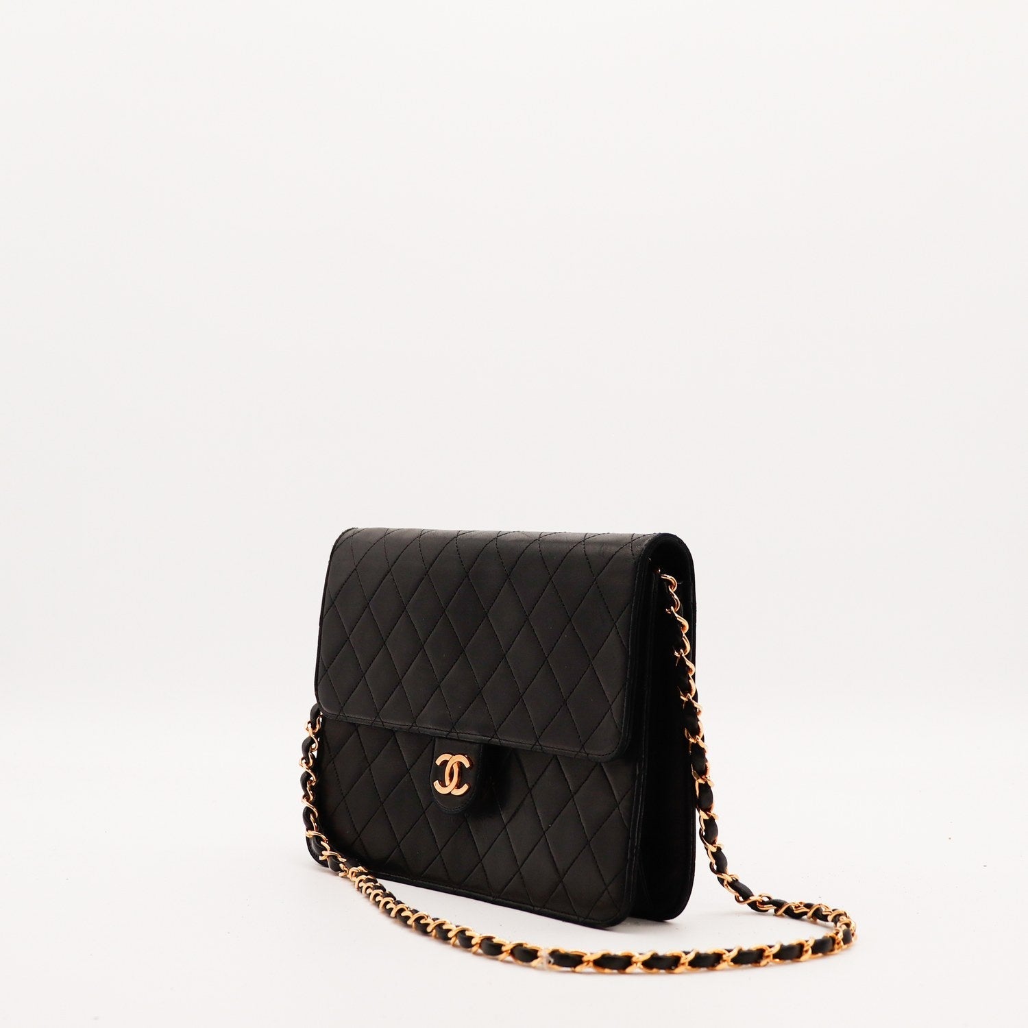 Le Timeless One Flap Chanel