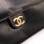 Le Timeless One Flap Chanel