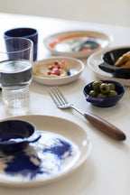 Lot De 2 Assiettes S - Blanche Artichaut - Bleu Feast - By Ottolenghi