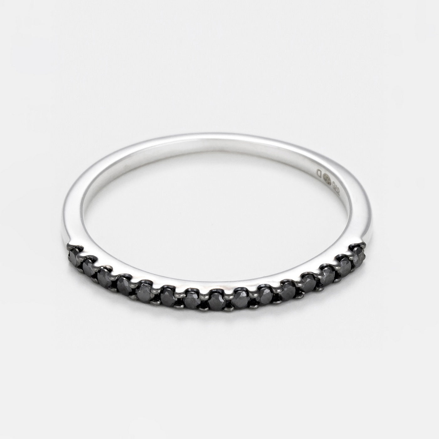 Bague "Alliance Sobriété" Dnoirs 0,14Ct/15 - Or Blanc 375/1000