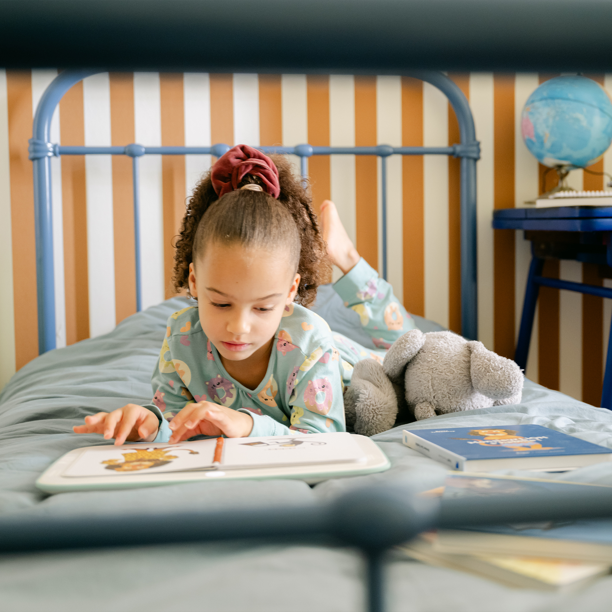 Livres - Livre - Monsieur Lion S'Habille (3+)