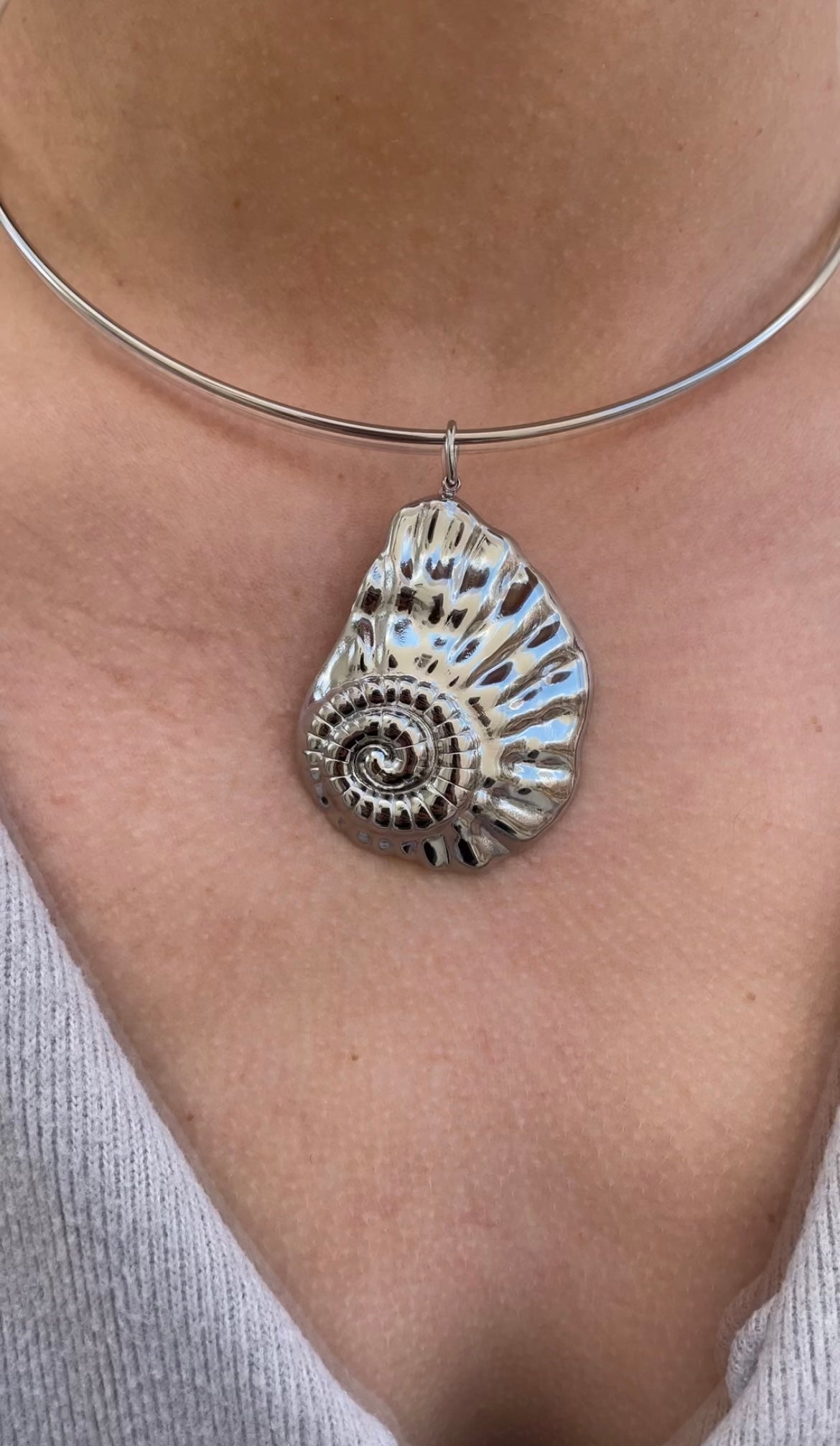 Collier Huge Shell