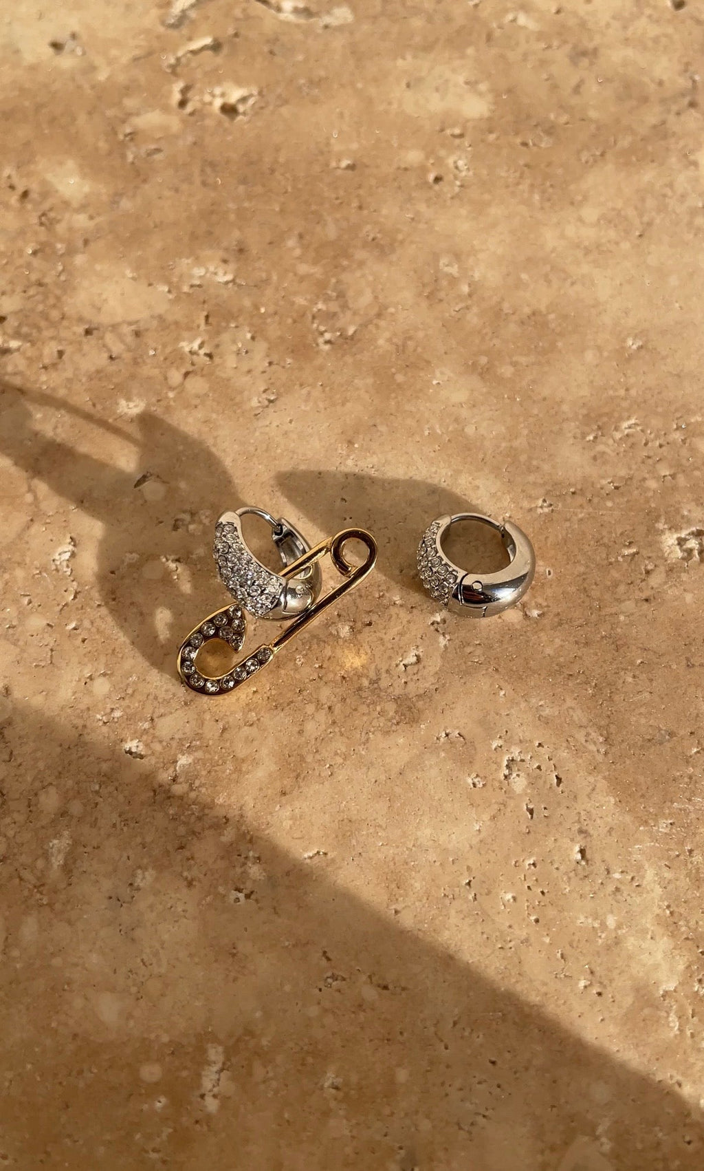 Boucles D'Oreilles Asymmetric Pin