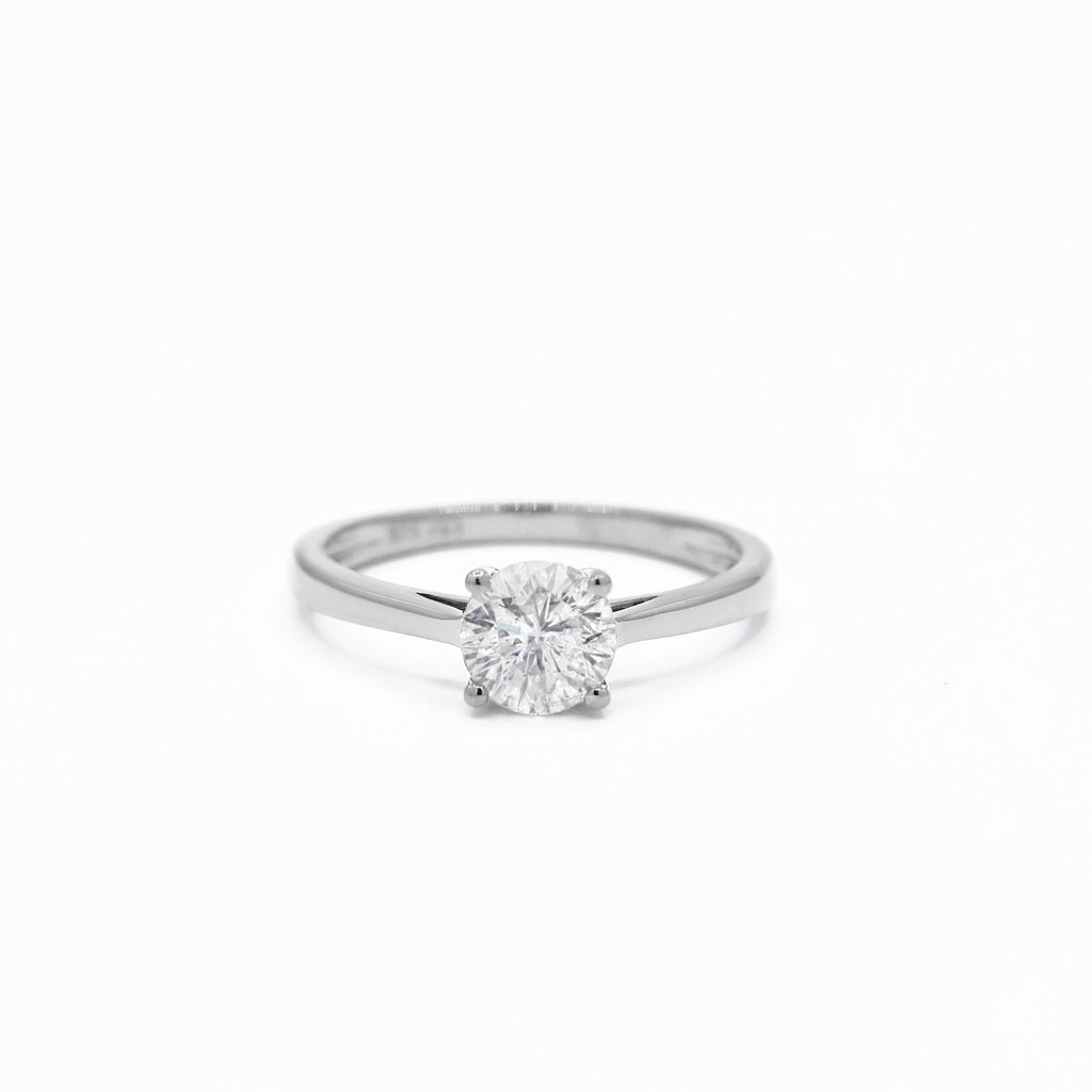 Bague Solitaire "Délicate'" D0,50/1