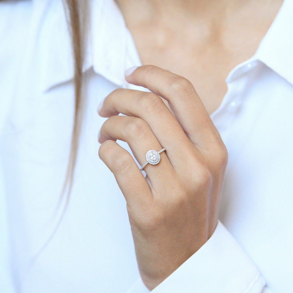 Bague "Beauty Queen" Diamants 0,20/72 - Or Blanc 375/1000