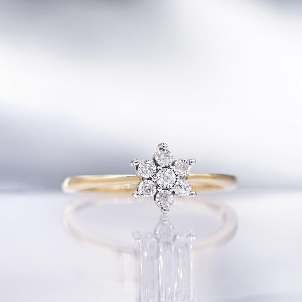 Bague "Stella" D0,05/7 - Or Jaune 375/1000