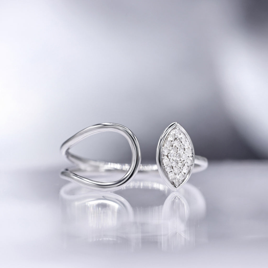 Bague "Luna" D0,08/23 - Or Blanc 375/1000
