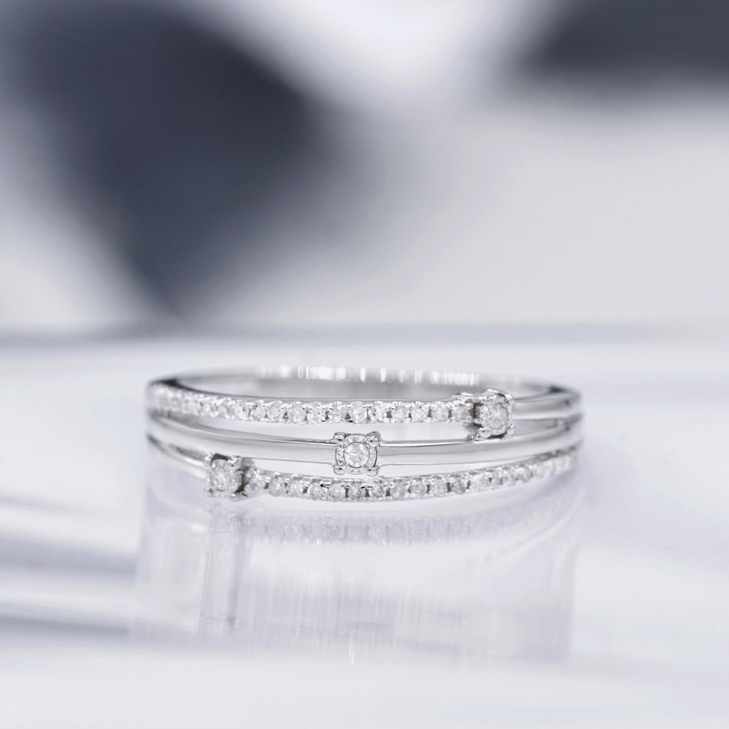 Bague "Princesa" D0,12/43 - Or Blanc 375/1000