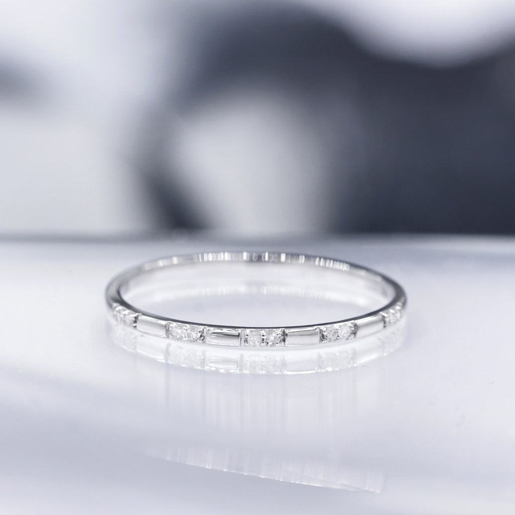 Bague "Apollonia" D0,034/10 - Or Blanc 375/1000