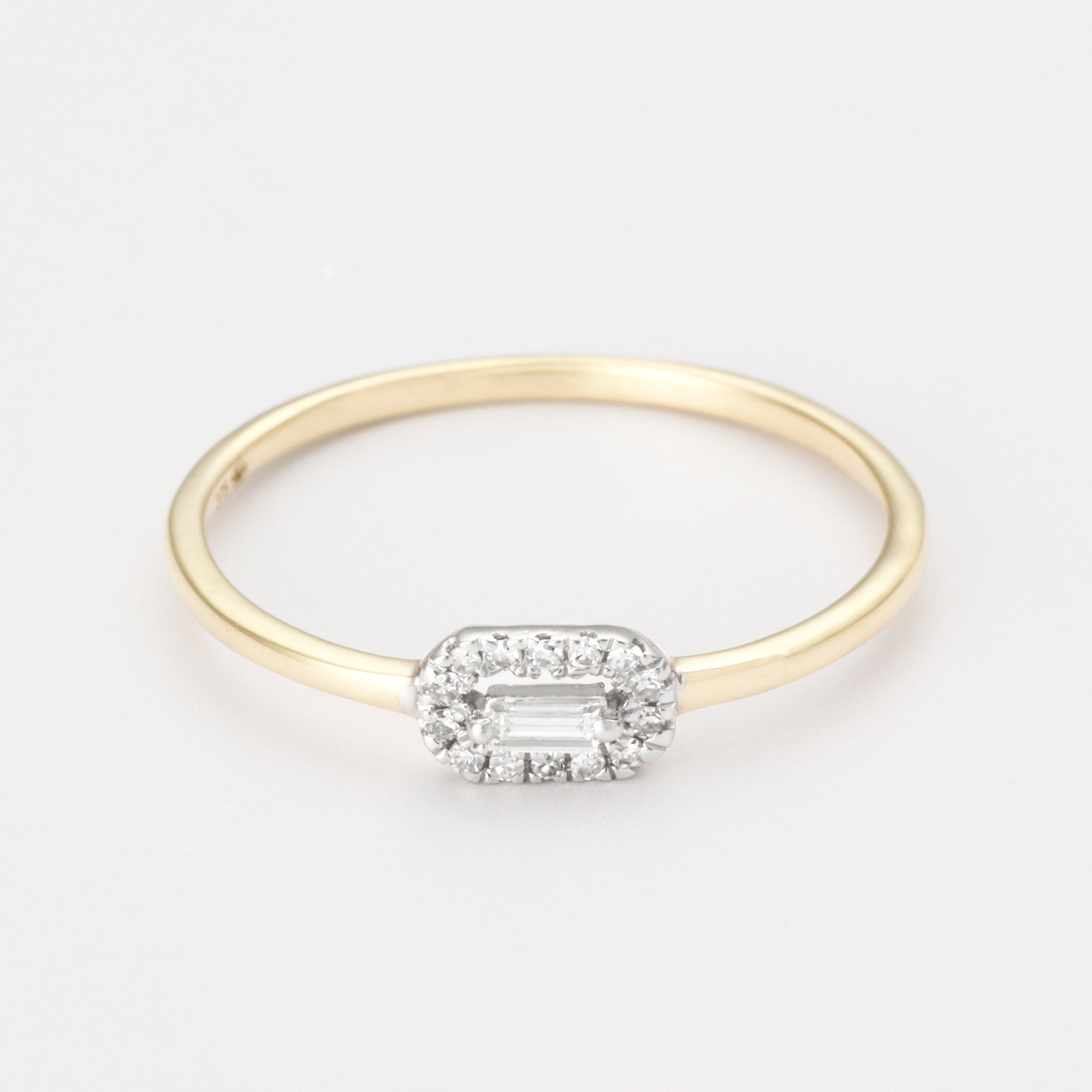 Bague "Rêverie Élégante"  D0,06/15