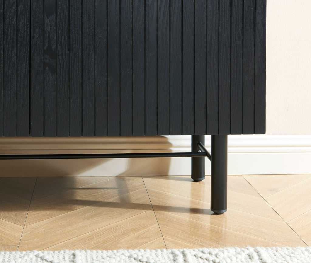 Buffet Calista - Placage Frêne Noir Pieds Métal
