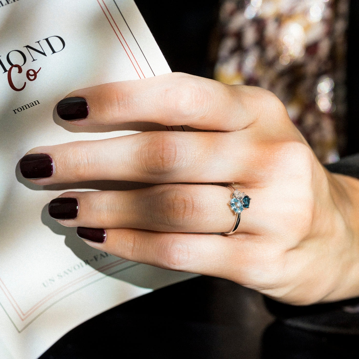 Bague "Barbara" D0,045/8 Topaze 0,7/1 Et 0,47/1 - Or Blanc 375/1000
