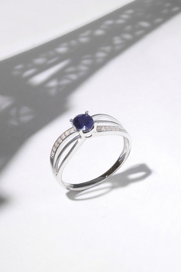 Bague "René" D0,07/14 & Saphir 0,50/1 - Or Blanc 375/1000