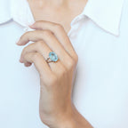 Bague "Pattaya" D0,05/2 & Topaze Bleue 6,4/1 - Or Blanc 375/1000