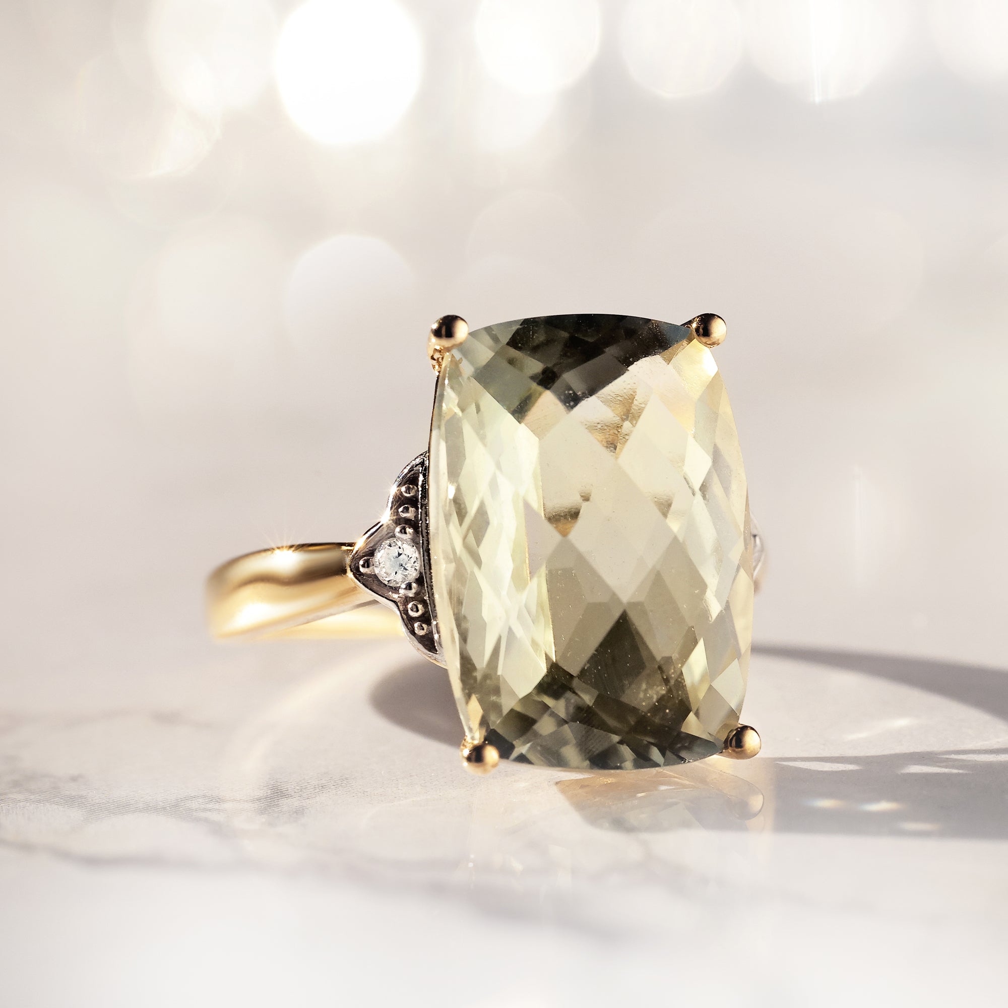 Bague "Green Hill" D0,03/2 & Lemon Quartz 7/1