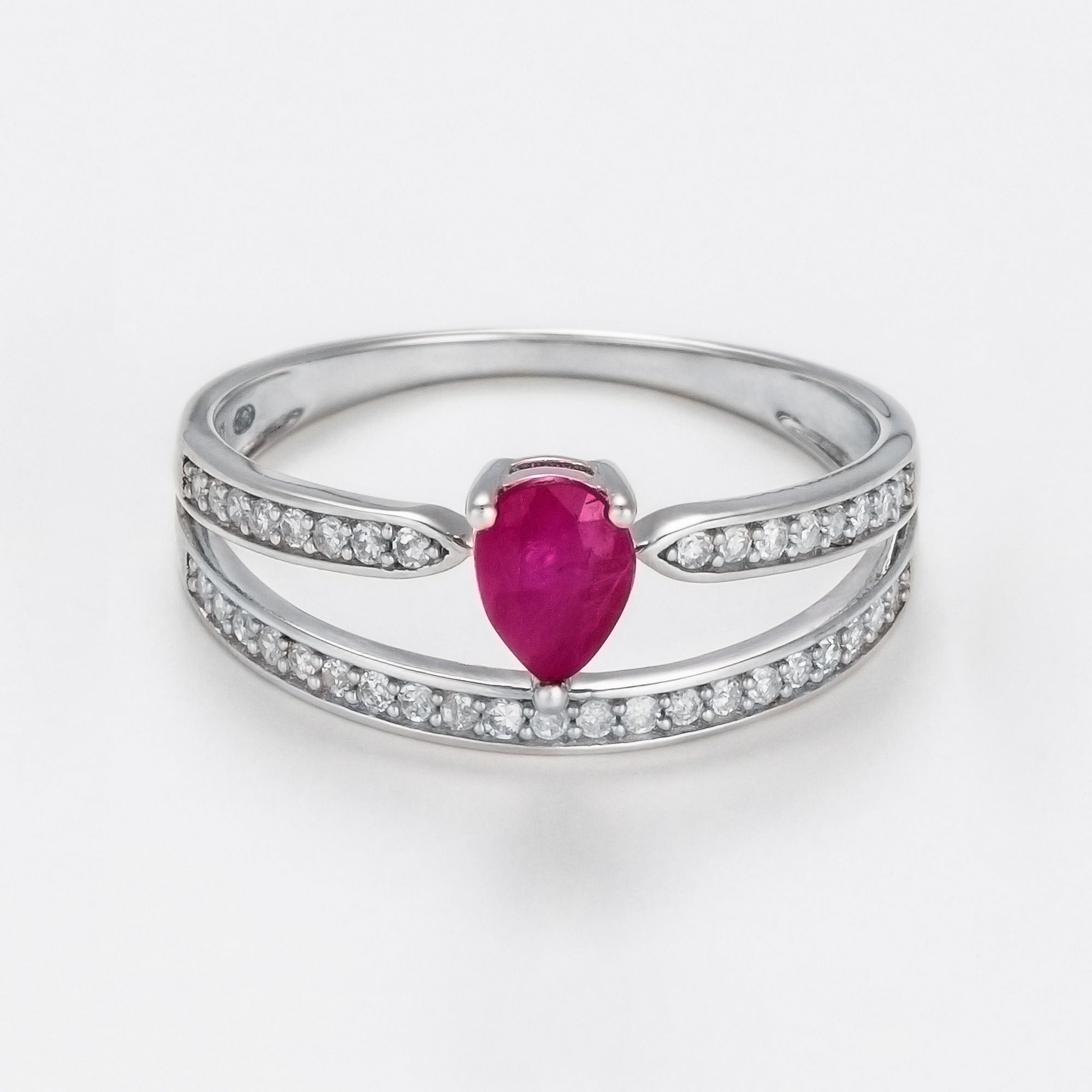 Bague "Eugenie" Dia 0,2/37 Ru 0,6/1 - Or Blanc 375/1000
