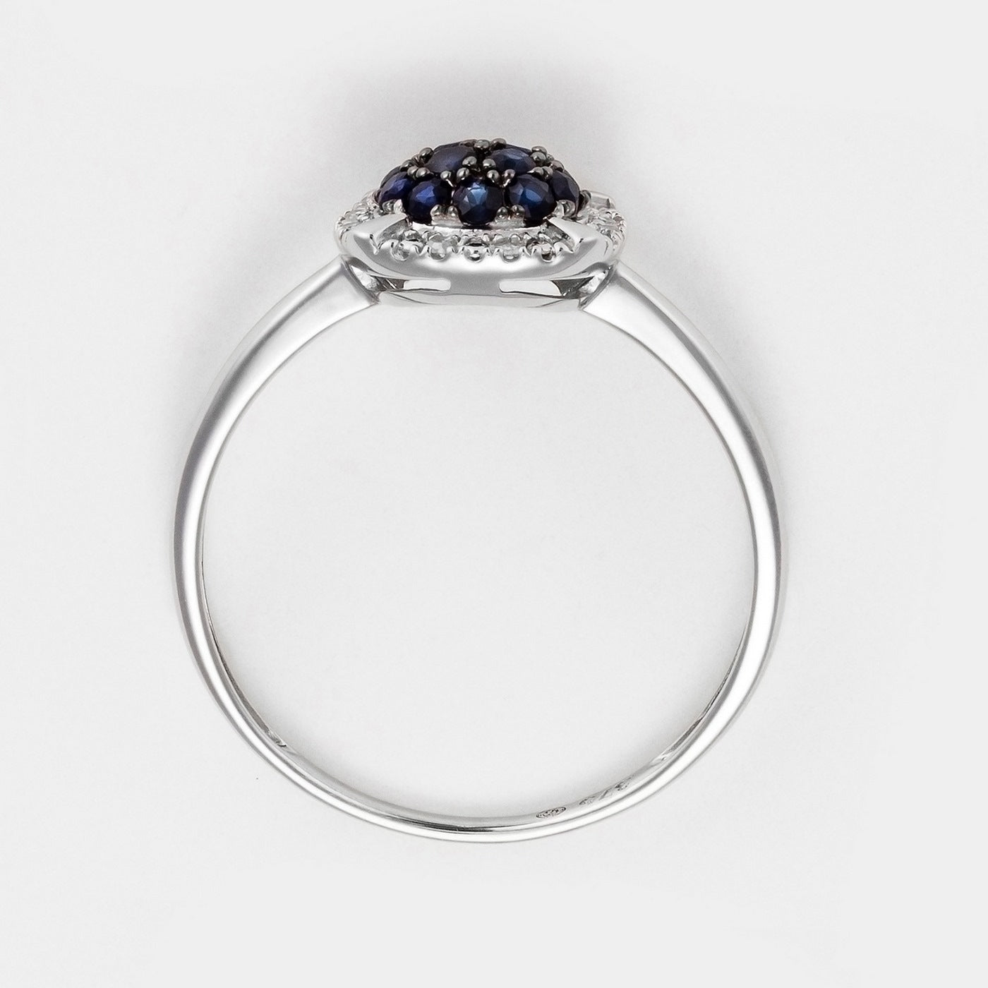 Bague "Banjar" D 0,036/8 Saphir 0,532/14 - Or Blanc 375/1000