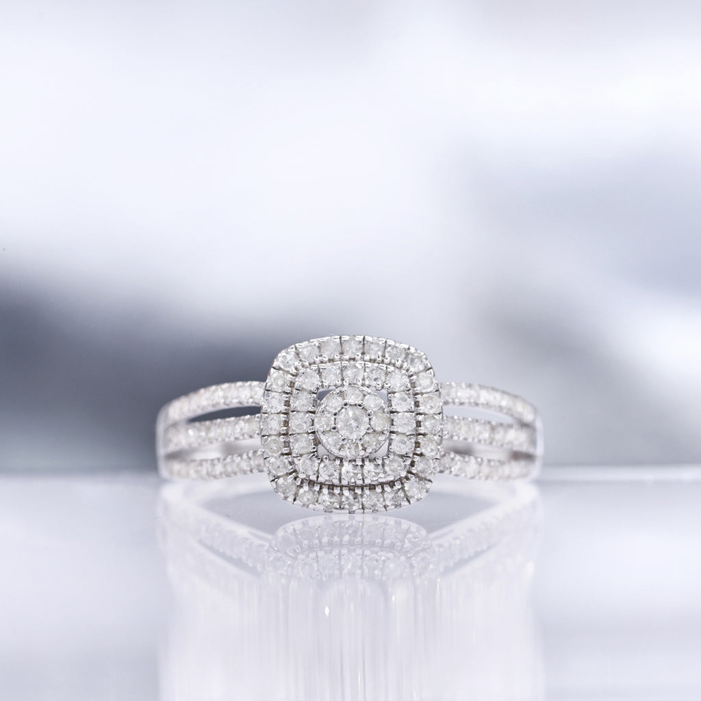 Bague "Moromba" D 0,493/97 - Or Blanc 375/1000