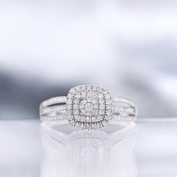 Bague "Moromba" D 0,493/97 - Or Blanc 375/1000