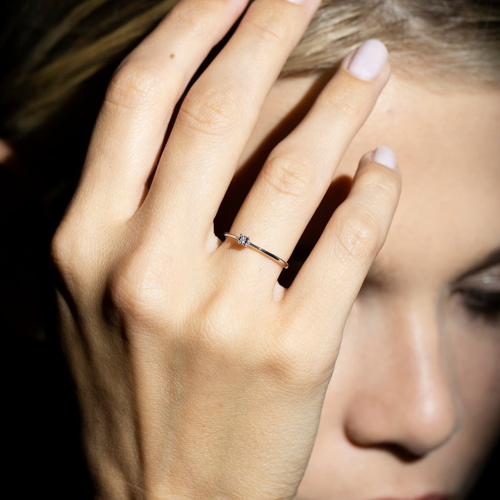 Bague Solitaire "Pure" - Or Blanc Diamants: 0,01Ct/1 - Or Blanc