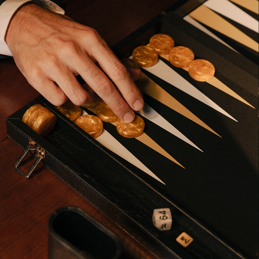Signature Alligator Backgammon