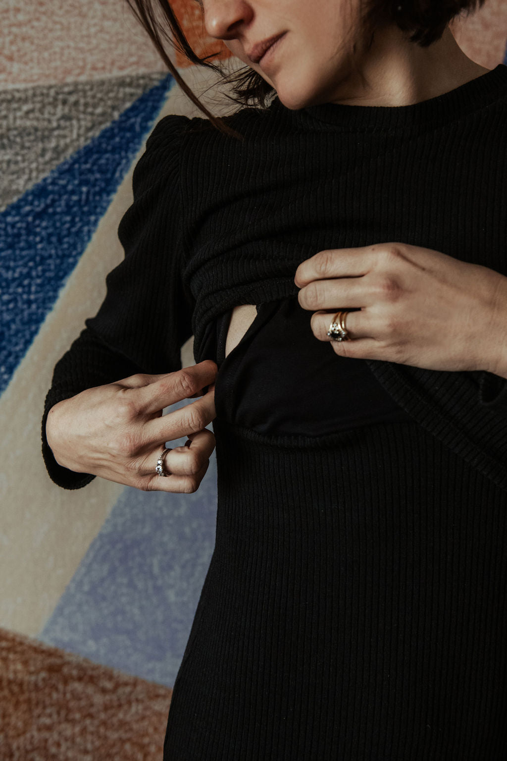 Ava – La Longue Robe Noire D’Allaitement