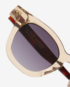 Lunettes de soleil Bruce Champagne — monture papillon acétate-métal, vue de trois-quarts