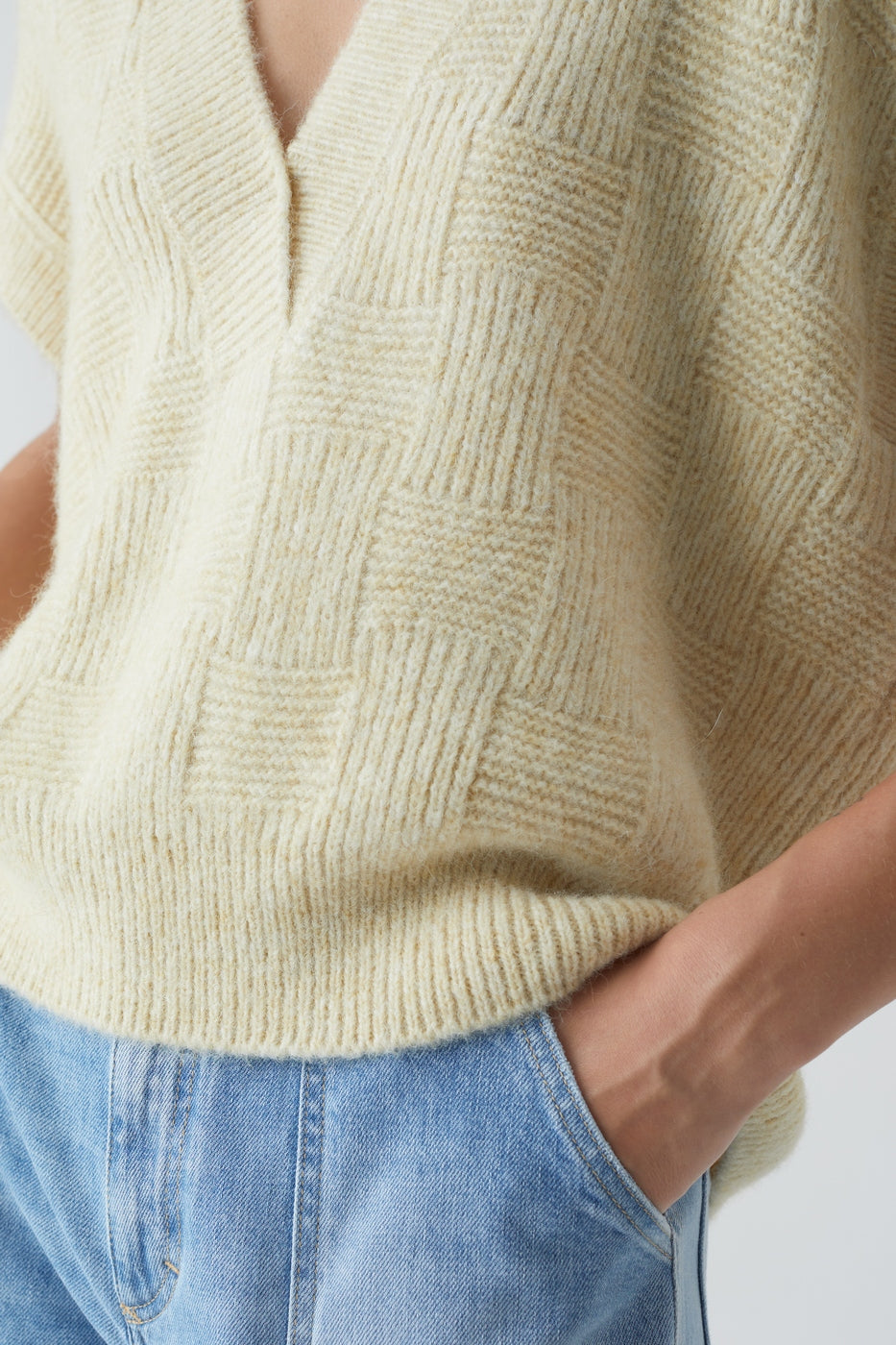 V Neck Vest - Elderflower - Femme