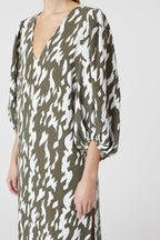 Robe À Manche Bouffantes