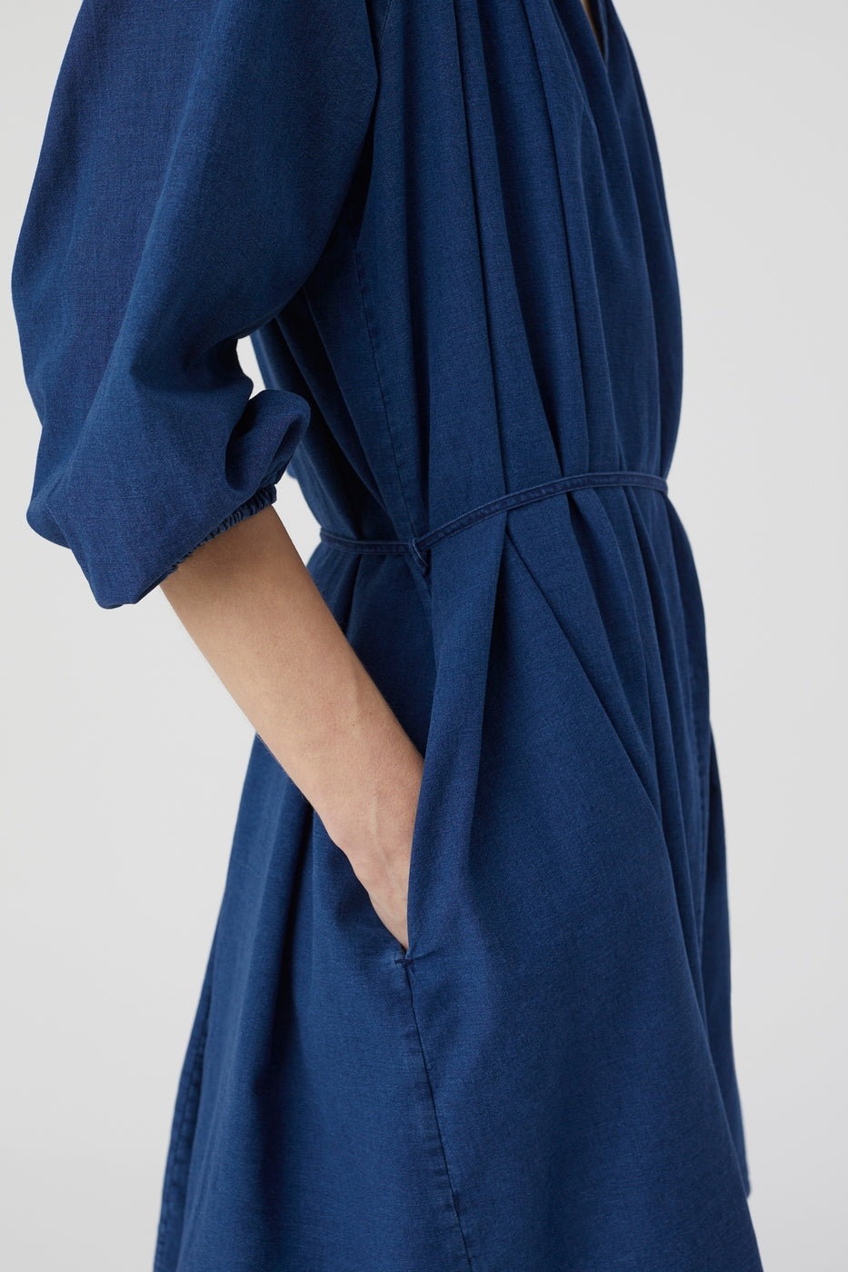Robe Courte À Ceinture