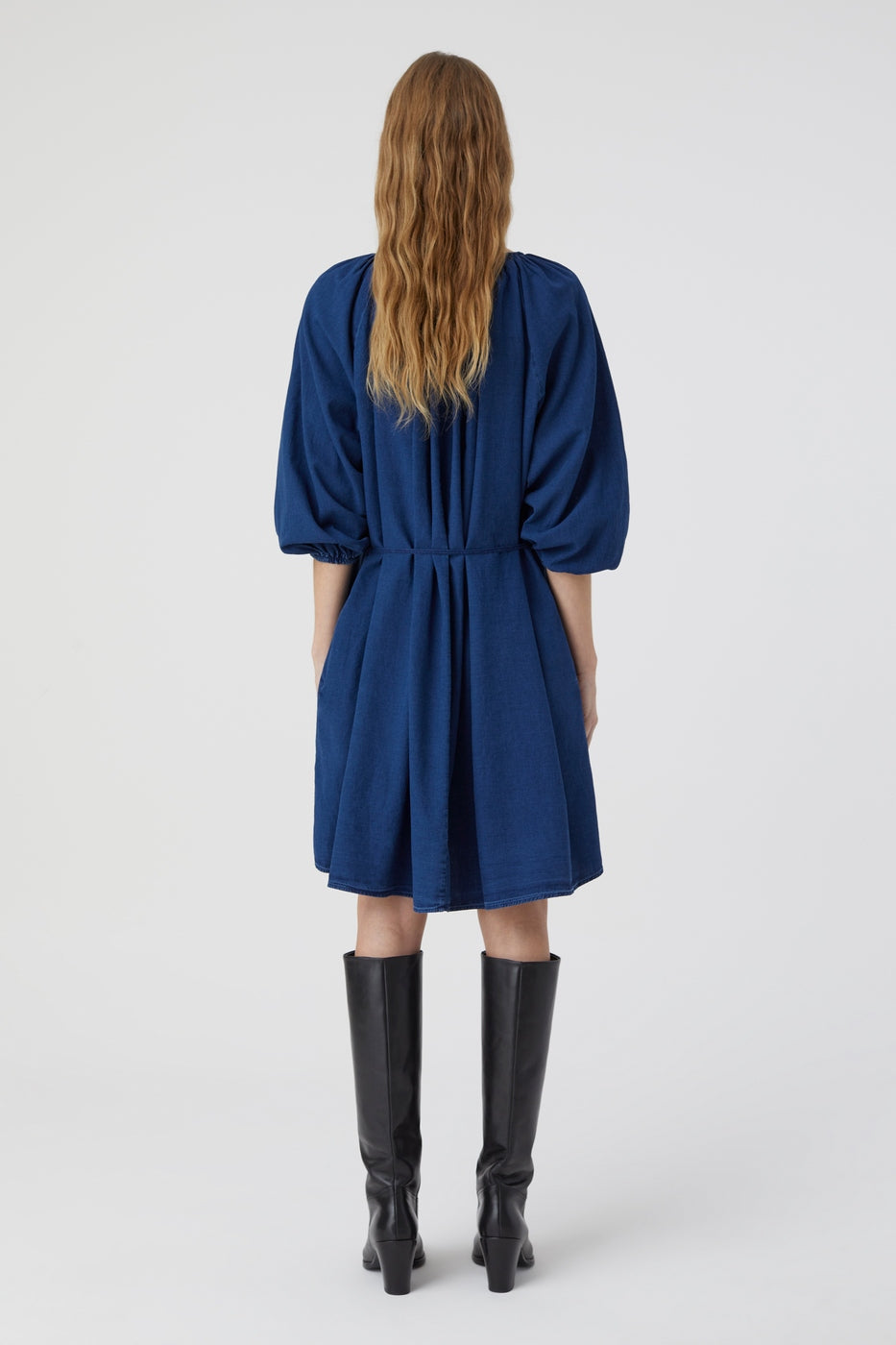 Robe Courte À Ceinture