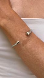 Bracelet Embrace Bangle